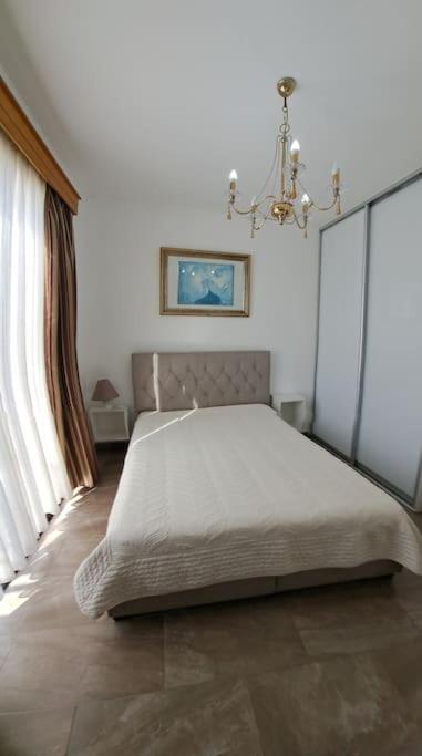 Isabella Court Townhouse Near Venus Beach And Lidl Paphos Exterior photo